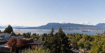 Photo of 4411 W 4th Avenue in Vancouver