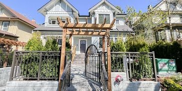 Photo of 2375 W 7th Avenue in Vancouver