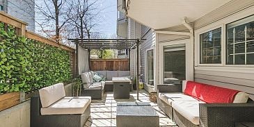 Photo of 105 1147 Nelson Street in Vancouver