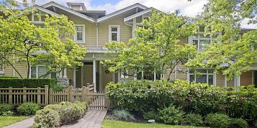 Photo of 896 W 58th Avenue in Vancouver