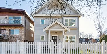 Photo of 2504 Napier Street in Vancouver