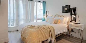 Photo of 805 1166 Melville Street in Vancouver