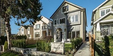 Photo of 2 4077 W 18th Avenue in Vancouver