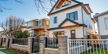Photo of 1 2248 E 48th Avenue in Vancouver