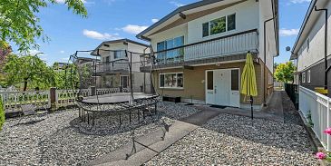 Photo of 2086 E 40th Avenue in Vancouver