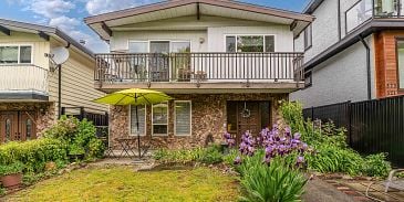 Photo of 319 E 64th Avenue in Vancouver