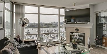 Photo of 802 1199 Marinaside Crescent in Vancouver