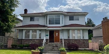 Photo of 2068 Scarboro Avenue in Vancouver