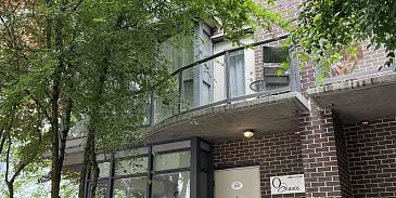 Photo of 891 Helmcken Street in Vancouver