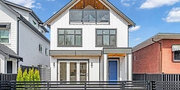 Photo of 2371 Adanac Street in Vancouver