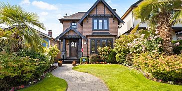Photo of 4640 W 7th Avenue in Vancouver
