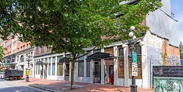 Photo of 83 Alexander Street in Vancouver