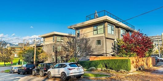 Photo of 2326 WINDSOR STREET in Vancouver