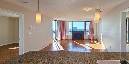 24X5 7088 SALISBURY AVE, Burnaby BC V5E 0A4
