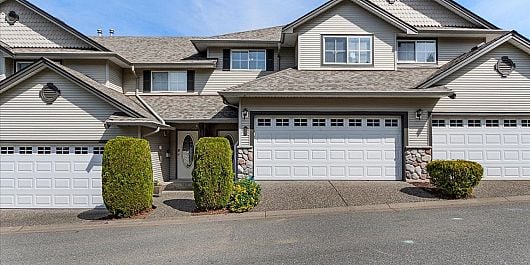 64 46360 Valleyview Road