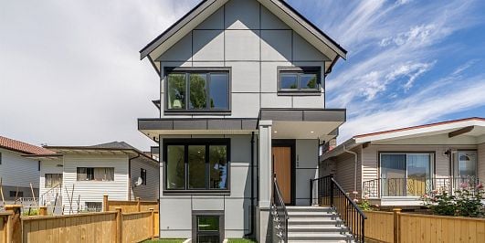 Photo of 2067 E 34TH AVENUE in East Vancouver