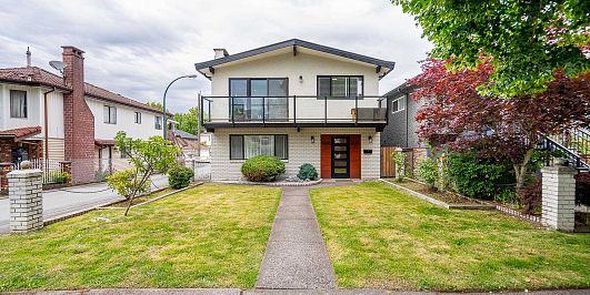 Photo of 3605 E 27TH AVENUE in East Vancouver