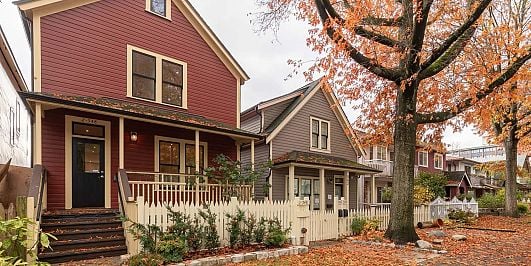 Photo of 2 548 E GEORGIA STREET in East Vancouver