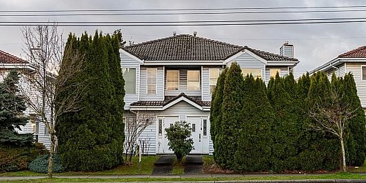 Photo of 7135 MAIN STREET in East Vancouver