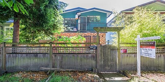 Photo of 1342 E 10TH AVENUE in East Vancouver