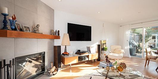 Photo of 154 E 17TH AVENUE, Vancouver BC V5V 1A4 in East Vancouver