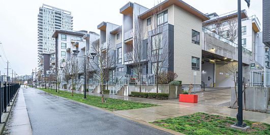 Photo of 4 8598 RIVER DISTRICT CROSSING, Vancouver BC V5S 0C1 in East Vancouver