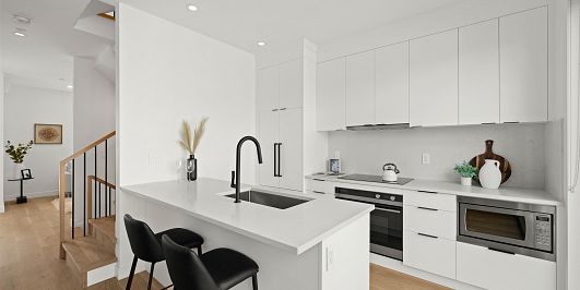 Photo of 2412 Victoria Drive in Vancouver