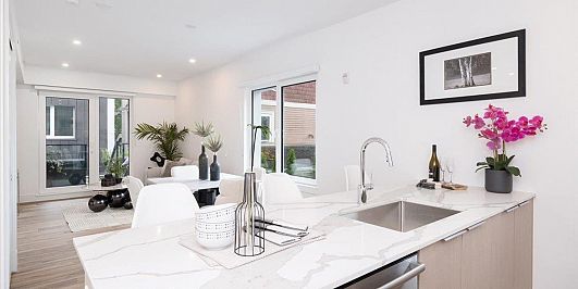 Photo of 205 2075 E 1st Avenue in East Vancouver