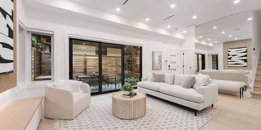 Photo of 3 373 E 33rd Avenue in East Vancouver