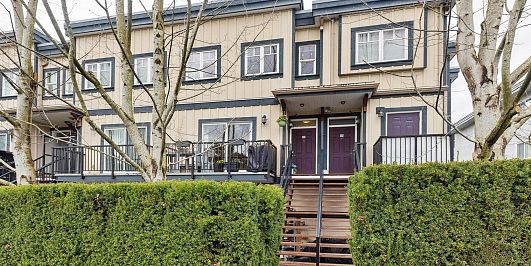 Photo of 206 2263 Triumph Street in East Vancouver
