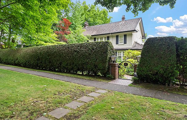 4687 ANGUS DRIVE Shaughnessy