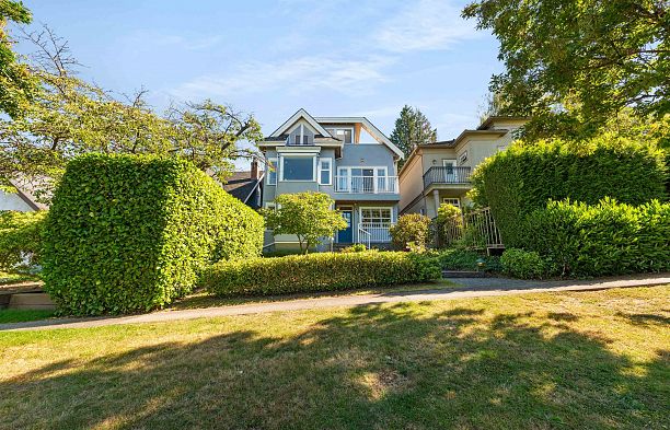 3888 W 13TH AVENUE Point Grey