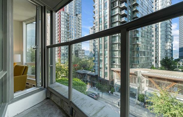 602 1166 MELVILLE STREET Coal Harbour