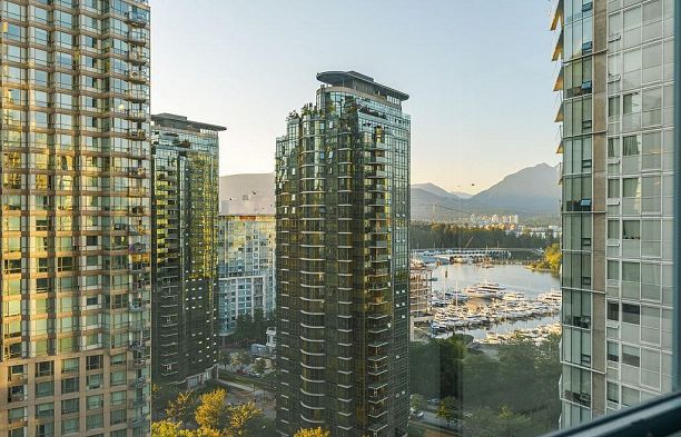 1702 1238 MELVILLE STREET Coal Harbour