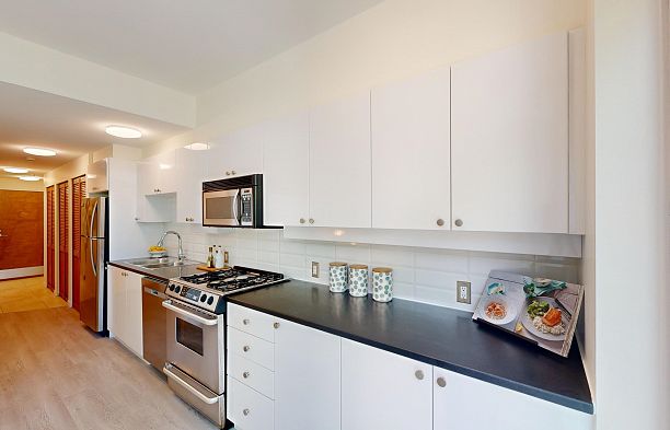 308 1478 W HASTINGS STREET Coal Harbour