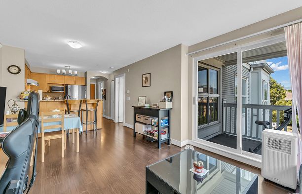 306 1858 W 5TH AVENUE Kitsilano