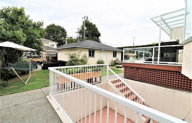 2385 W 22ND AVENUE Arbutus