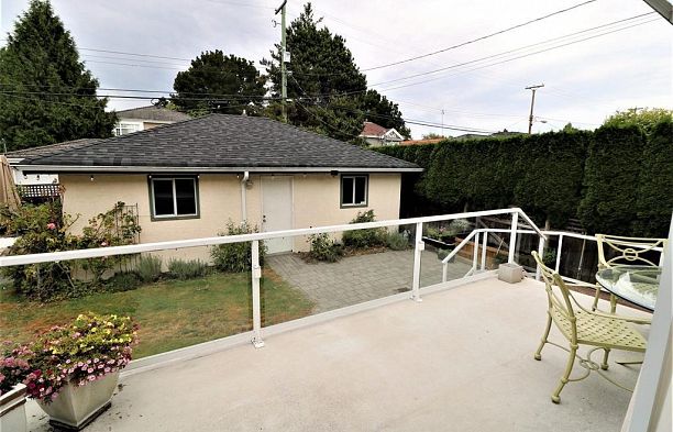 2385 W 22ND AVENUE Arbutus