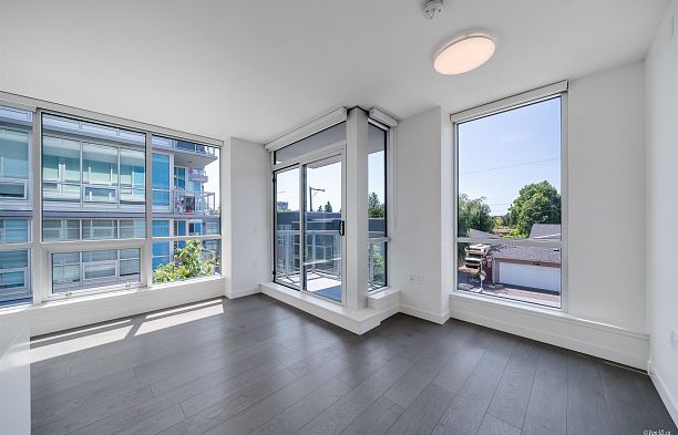 211 5189 CAMBIE STREET Cambie