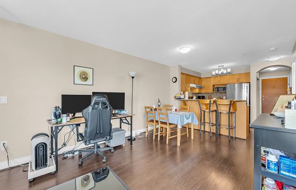 306 1858 W 5TH AVENUE Kitsilano