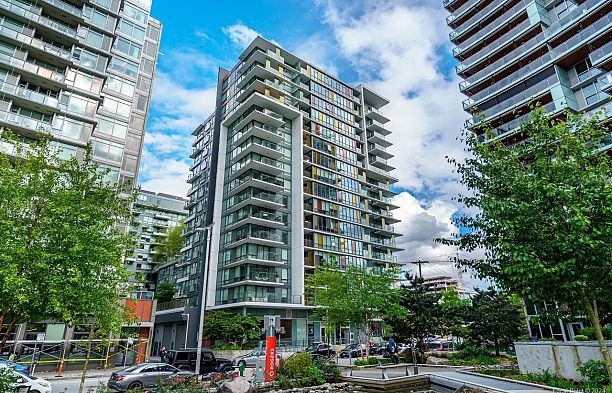 1008 1788 COLUMBIA STREET False Creek