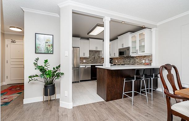 613 518 MOBERLY ROAD False Creek