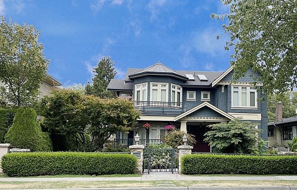 2135 W 37TH AVENUE Kerrisdale