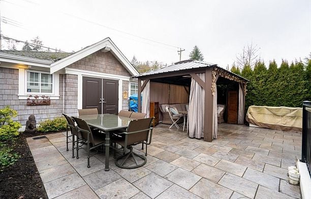 4474 W 15TH AVENUE Point Grey