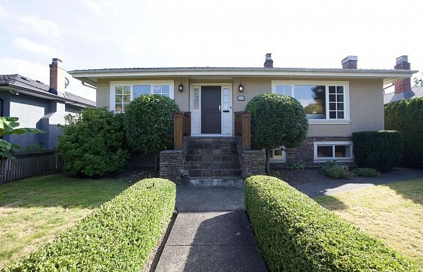 3178 W 16TH AVENUE Arbutus