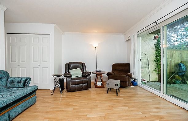 204 1933 W 5TH AVENUE Kitsilano