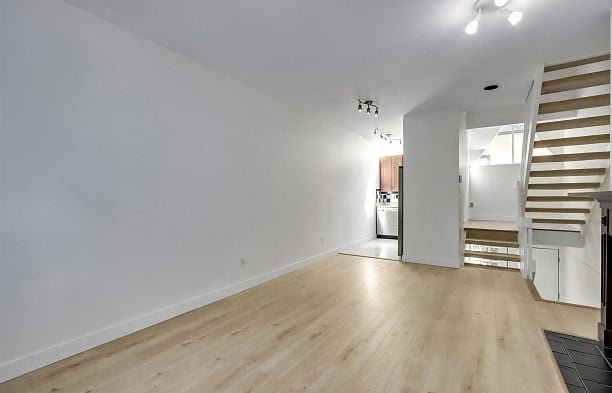 2415 W 6TH AVENUE Kitsilano