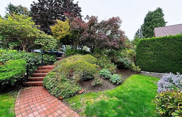 4309 LOCARNO CRESCENT Point Grey