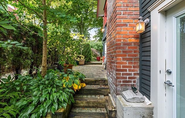 1915 W 13TH AVENUE Kitsilano