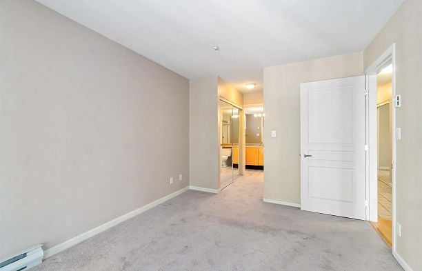 304 2268 W 12TH AVENUE Kitsilano